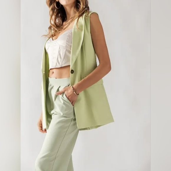 #100 🛑S FABULOUS SINGLE BUTTON NOTCHED COLLAR BLAZER VEST - Picture 2 of 3